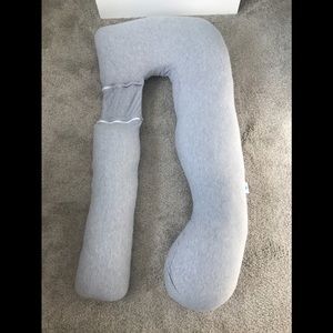 Pregnancy pillow